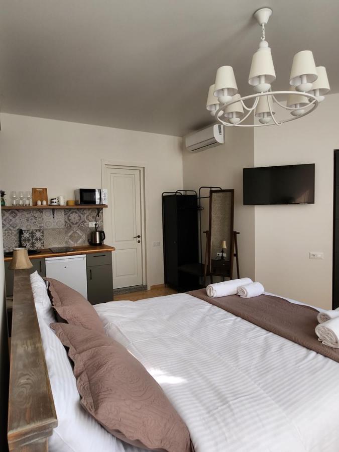 Old Gold Anteon Apartment Tbilisi Bagian luar foto